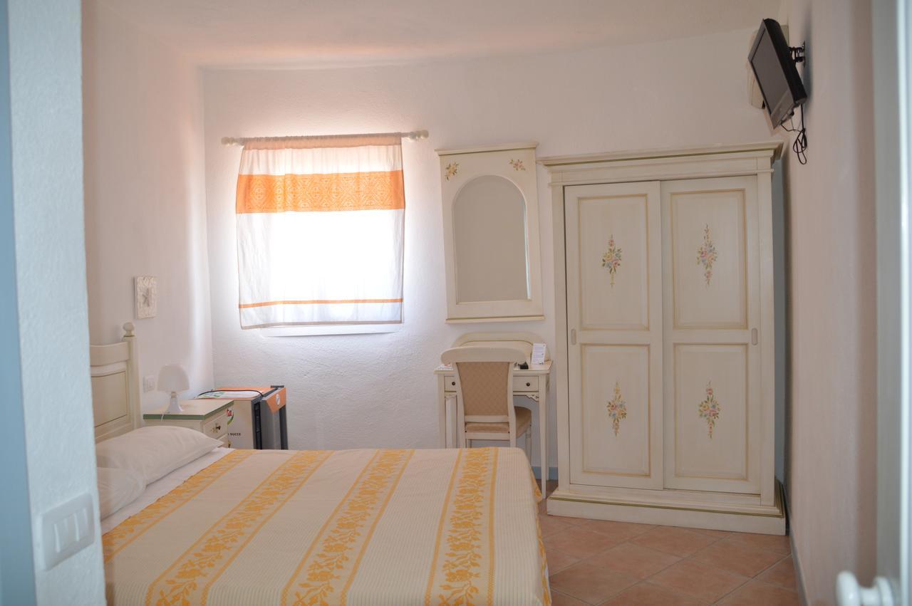 Hotel Il Timone Cugnana Zewnętrze zdjęcie